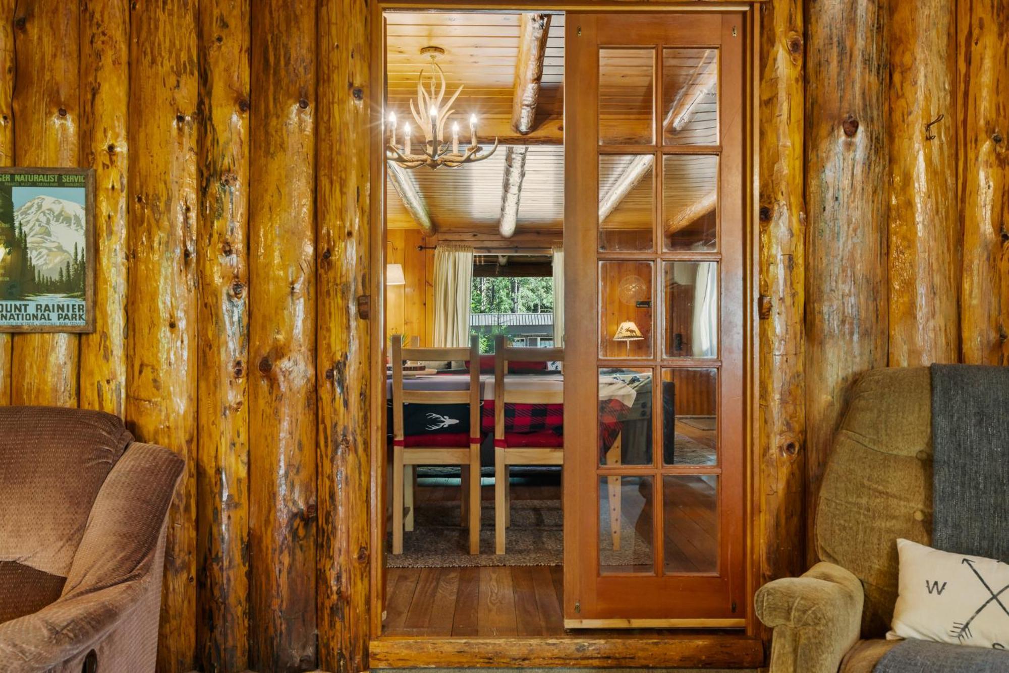 White Pass Log Cabin Luxury Retreat Rimrock Exterior photo