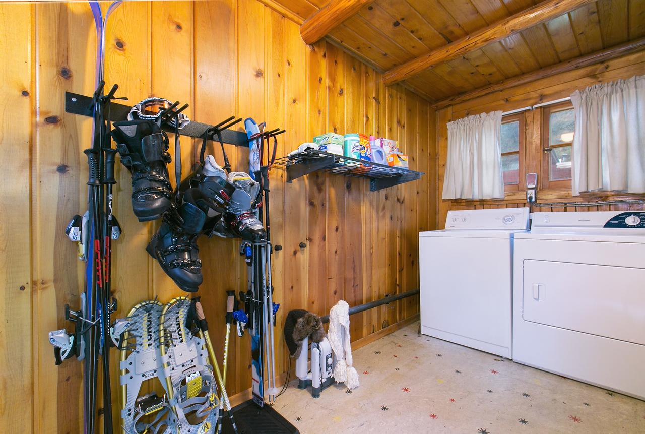 White Pass Log Cabin Luxury Retreat Rimrock Exterior photo
